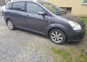 Sprzedaje samochód osobowy Toyota Corolla Verso