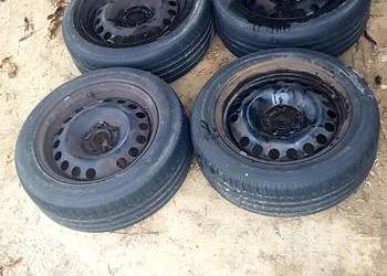 Sprzedam komplet 4 kół stalowych z oponami wielosezonowymi w rozmiarze 205/
