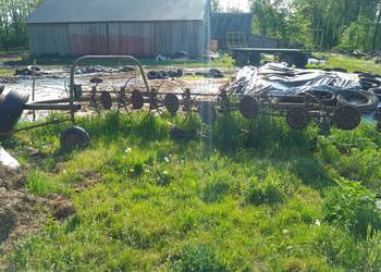 Zgrabiarke rozbijak do trawy 7 karuzelowa Zgrabiarke rozbijak do trawy 7 karuzelowa