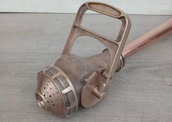 Duża prądownica strażacka stara sikawka strażacka straż pożarna