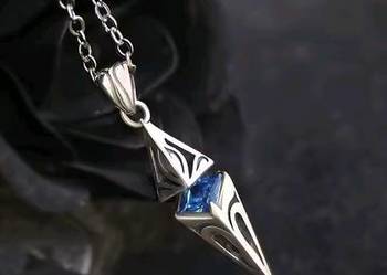 Naszyjnik przepiękną cyrkonią srebro.