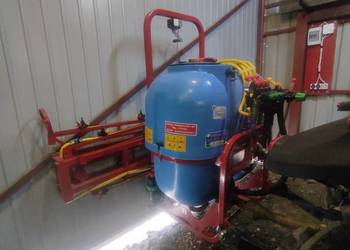 Sprzedam opryskiwacz polowy 400l