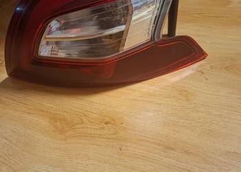 Lampa prawy tył peugeot 308 t9 HB Lampa prawy tył peugeot 308 t9 HB