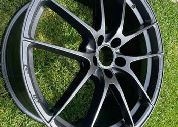 OZ LEGGERA  5x112 2x 8” ET 45 2x 9” ET 35