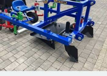 Wypozycze maszynę do zagonów, szczotka, pielnik hydrauliczny scielarka