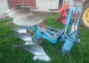 Pług 3 skibowy obrotowy