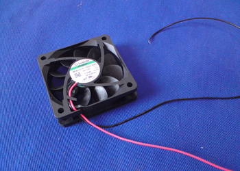 Wentylator MF60151V1-1000U 12V DC