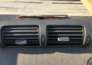 Kratka środkowa deski w203