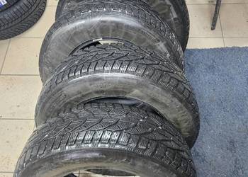 Opony zimowe 215/70/16