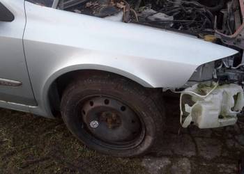 Błotniki, drzwi,wzmocnienia ,pasy p+t Renault Laguna II kod lakieru Teb64