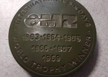 Korek baku MZ .