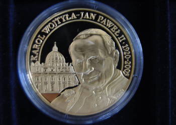 Medal kolekcjonerski pokryty 24 karat. złotem Jan Paweł II