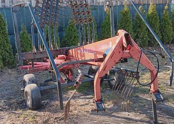 Zgrabiarki i przetrząsarki do siana