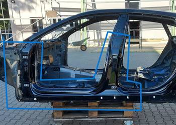 Audi A7 II 4K8 4M0 TFSI SŁUPEK ŚRODKOWY BOK LEWY PRÓG  Audi A7 II 4K8 4M0 TFSI SŁUPEK ŚRODKOWY BOK LEWY PRÓG