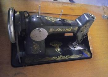 Zabytkowa maszyna do szycia