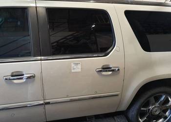 DRZWI LEWE TYŁ CADILLAC ESCALADE ESV