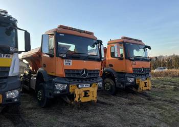 Mercedes Arocs 1824 piaskarka solarka econ 4x4 2014 euro6 pług