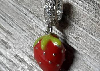 Pandora Charm Moments zawieszka truskawka