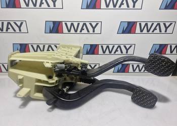 BMW X3 F25 PEDAŁ PEDAŁY DŹWIGNIA NOŻNA HAMULCA SPRZĘGŁA 6851441
