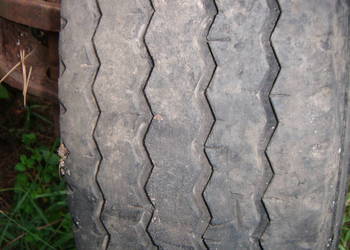 opona do przyczepy 9.00-20 14pr opona do przyczepy 9.00-20 14pr