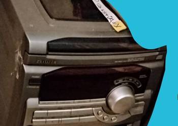 Sprzedam wieże aiwe brakuje pilota do wymiany jest taśma CD i paski do kase