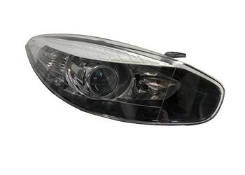 Renault Fluence (X38) 01.2013-07.2016 Reflektor / Lampa przednia prawa