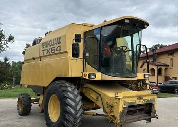 New Holland Tx 64 plus