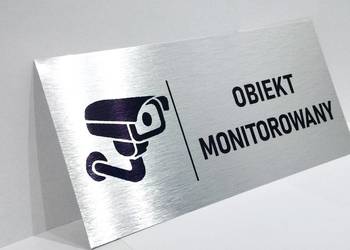 Elegancka srebrna tabliczka obiekt monitorowany  inne