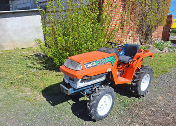 Minitraktorek Kubota XB-1, napęd 4x4 Minitraktorek Kubota XB-1, napęd 4x4