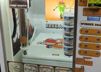 automat maszyna vendingowa do sprzedazy lodów w kubkach