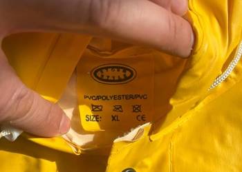 Płaszcz przeciwdeszczowy sztormiak XL – nowy, żółty
