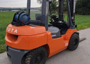 Wózek widłowy Toyota