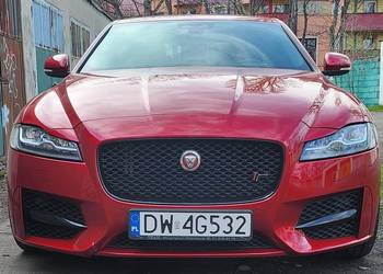 Jaguar XF R Sport Black Edition 2.0 benzyna 240KM 2016r Salon Polska