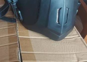 Kask motocyklowy z odpinaną szczęką