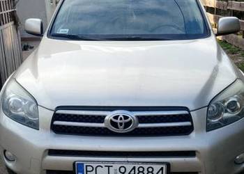 Samochód osobowy tovota rav 4