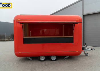 Gotowa czerwona przyczepa gastronomiczna Oxygen Food truck