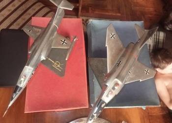 Stary Samolot kolekcjonerski duży Metalowy model że stali i aluminium. Lata