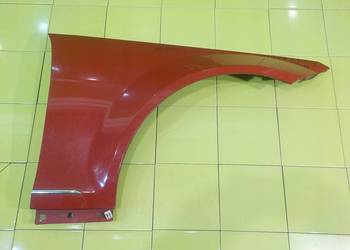 MERCEDES C W204 SEDAN 4D blotnik prawy przod