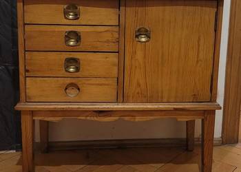 Drewniana komódka 350zl
Wysyłka gratis