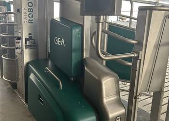 Robot udojowy R 9500 GEA
