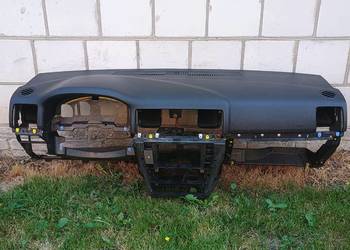 Deska rozdzielcza konsola kokpit Opel Vectra C