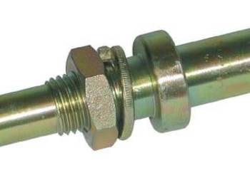 Sworzeń przykręcany cięgła dolnego 28/22x200 mm kat.1/2 Kramp Z428128KR