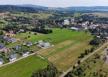 Działka budowlana w centrum Krzeszów