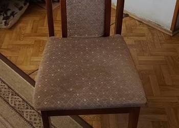 Krzesła tapicerowane