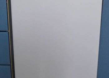 Używana mała lodówko-zamrażarka Amica