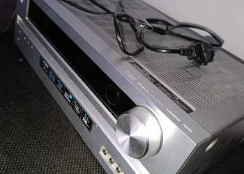 Amplituner Onkyo
