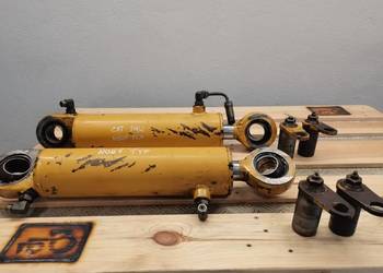 CAT TH 62 {Cylinder hydrauliczny przelewowy} 1600