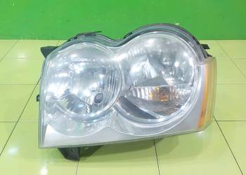 JEEP GRAND CHEROKEE WK 05r SUV lampa lewa przod