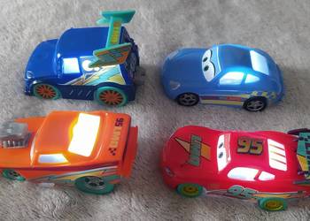 MATTEL DISNEY PIXAR AUTA  LED ŚWIECĄCY 4 SZTUKI