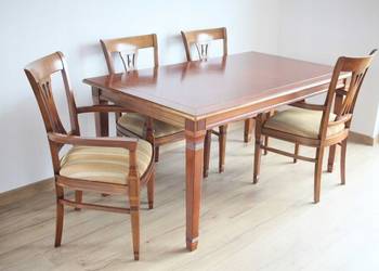 Klasyczny zestaw jadalniany  stół rozkładany krzesła z duszą drewniane